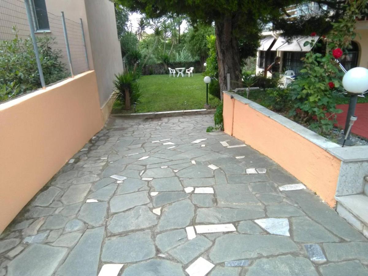 Sissi Villa Кавала Екстериор снимка